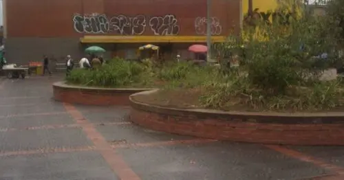 PLAZOLETA CENTRAL KENNEDY ORIENTAL BOGOTÁ PLAZOLETA CENTRAL KENNEDY ORIENTAL BOGOTÁ
